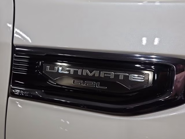 2023 White Frost Tricoat GMC Sierra 1500 Denali Ultimate 4X4 Truck