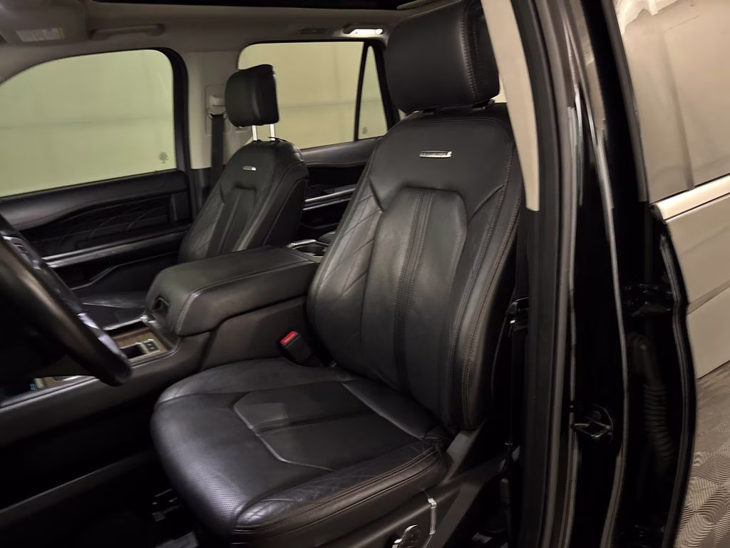 2021 Agate Black Metallic Ford Expedition Max Platinum RWD SUV