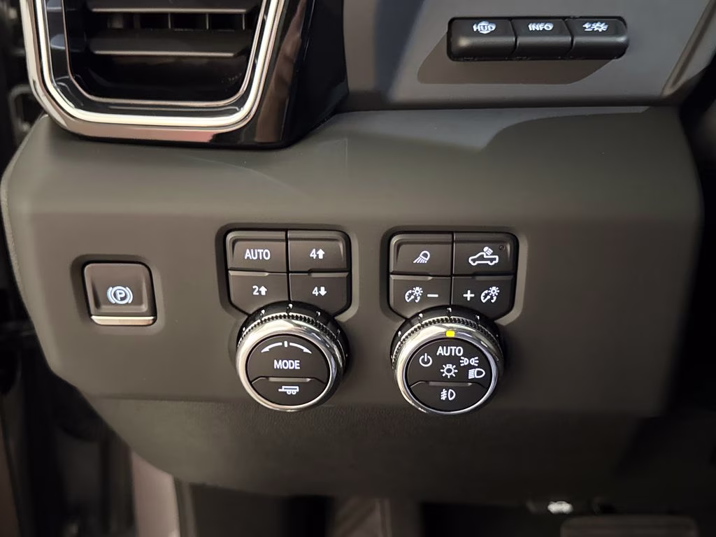 2025 Sterling Metallic GMC Sierra 2500HD Denali Ultimate 4X4 Truck