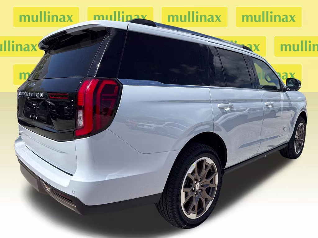 2026 Space Silver Metallic Ford Expedition King Ranch 4X4 SUV