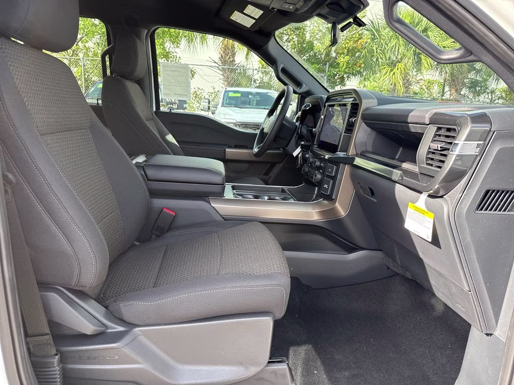 2026 Oxford White Ford F-150 STX 4X4 Truck