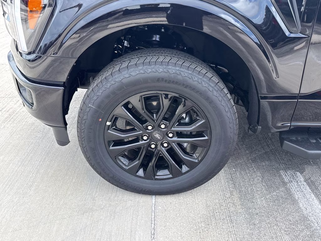 2026 Agate Black Metallic Ford F-150 Lariat 4X4 Truck