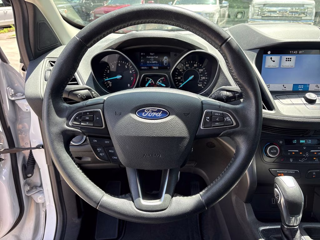 2019 White Platinum Clearcoat Metallic Ford Escape SEL FWD SUV