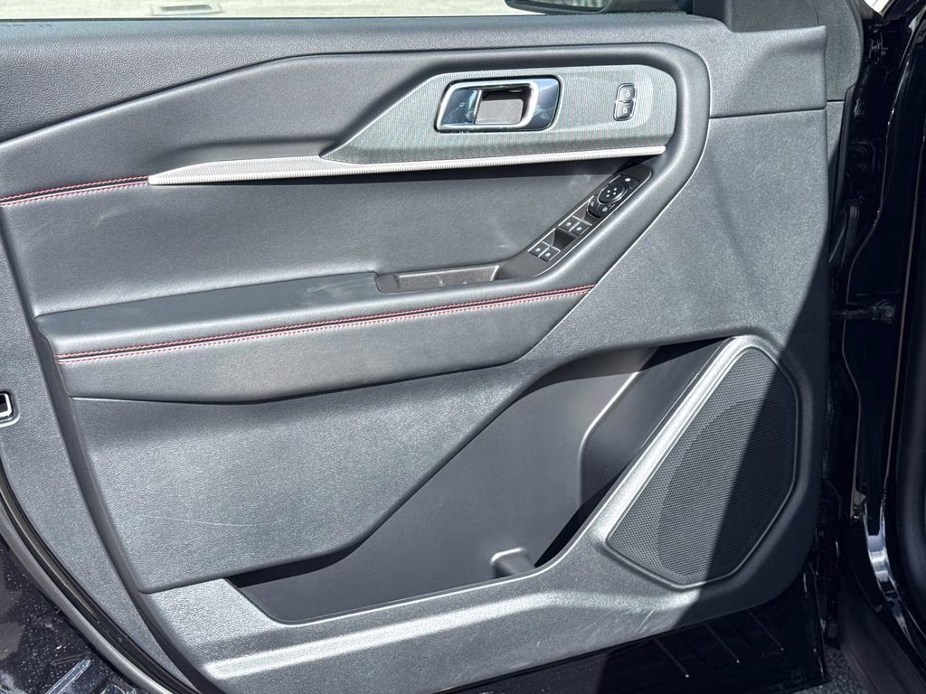 2026 Agate Black Metallic Ford Explorer ST-Line RWD SUV