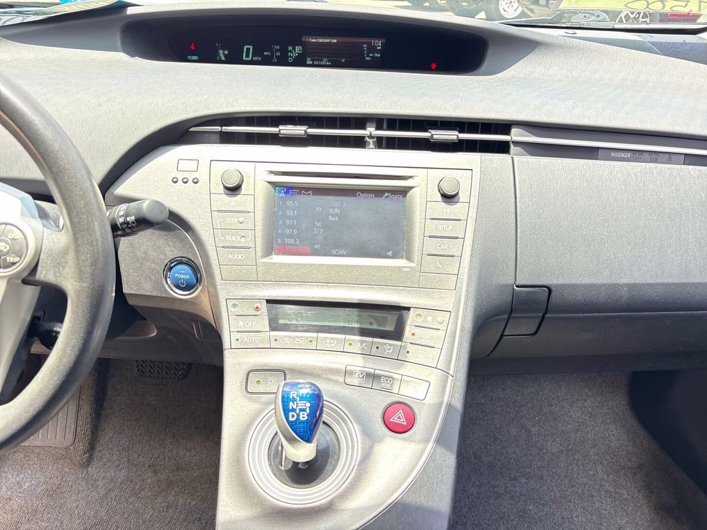 2014 Blizzard Pearl Toyota Prius Two FWD Hatchback