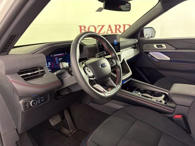 2025 White Metallic Ford Explorer ST 4X4 SUV