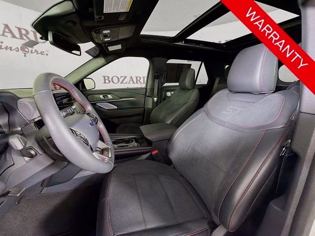 2025 White Metallic Ford Explorer ST 4X4 SUV