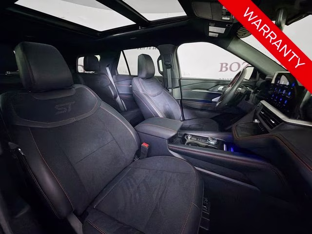 2025 White Metallic Ford Explorer ST 4X4 SUV