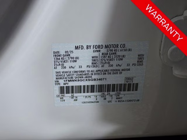 2025 White Metallic Ford Explorer ST 4X4 SUV