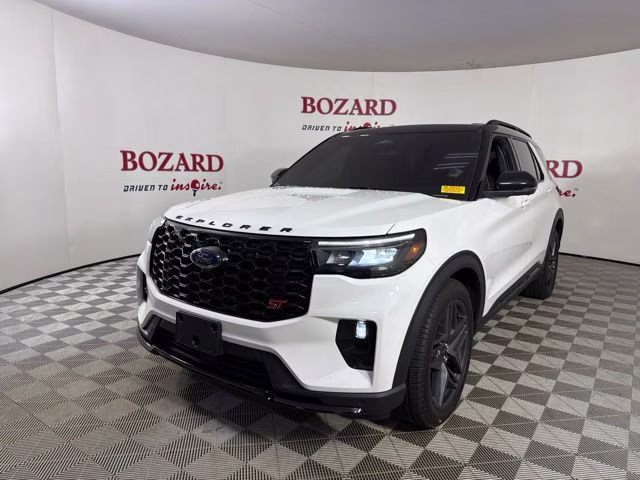 2025 White Metallic Ford Explorer ST 4X4 SUV
