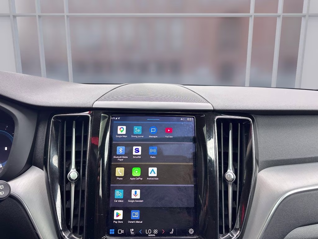 2023 Onyx Black Metallic Volvo XC60 B5 Core AWD SUV