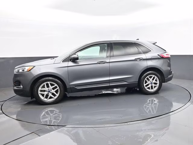 2022 Gray Metallic Ford Edge SEL AWD SUV