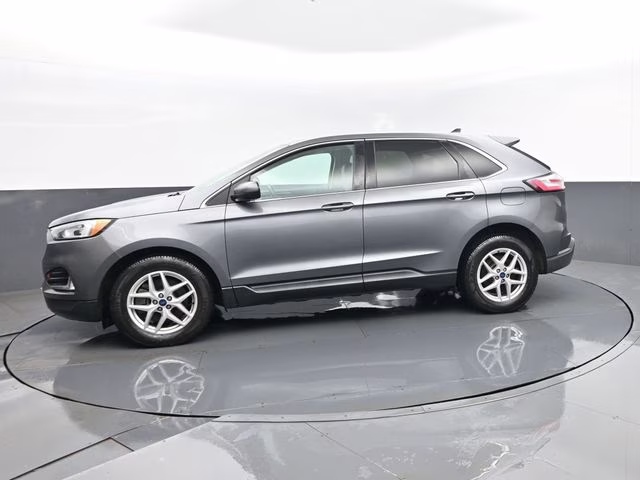 2022 Gray Metallic Ford Edge SEL AWD SUV