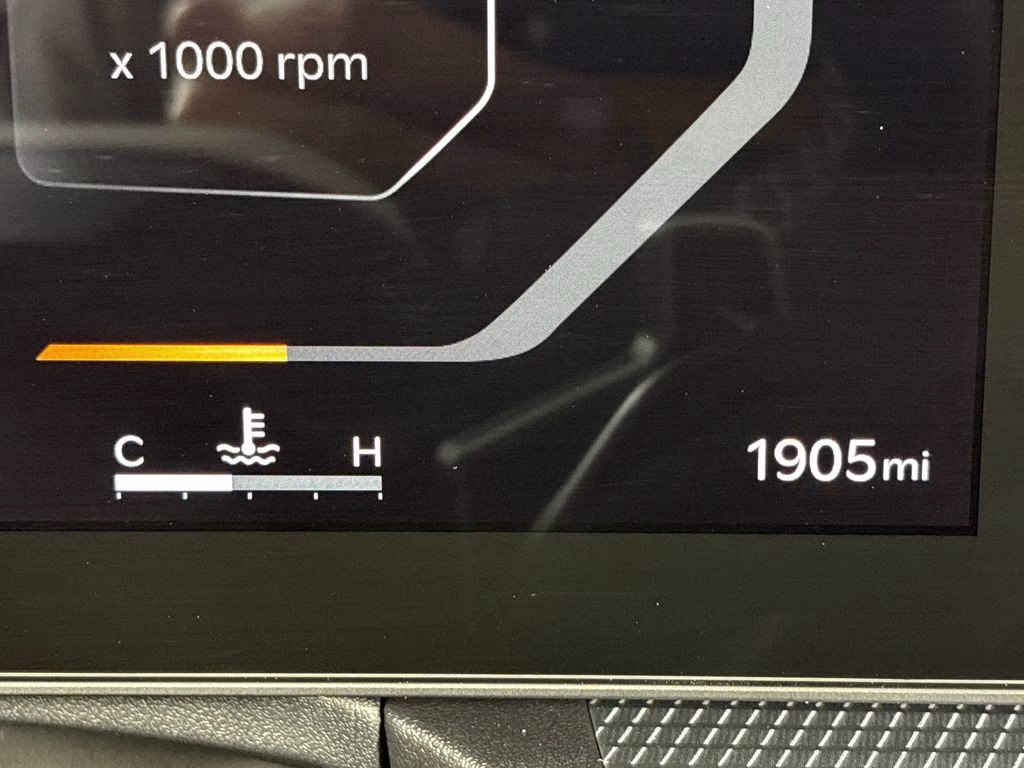 2026 Snow White Pearl Kia K4 GT-Line Turbo FWD Hatchback