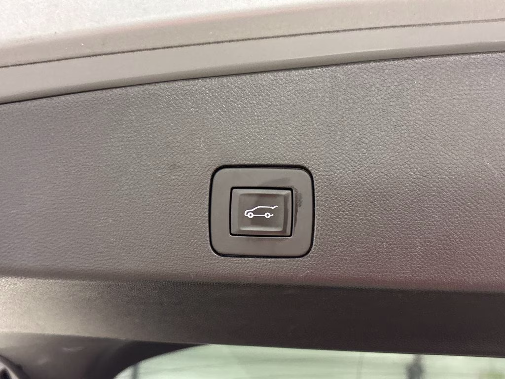 2023 Moonstone Gray Metallic Buick Encore GX Select FWD SUV