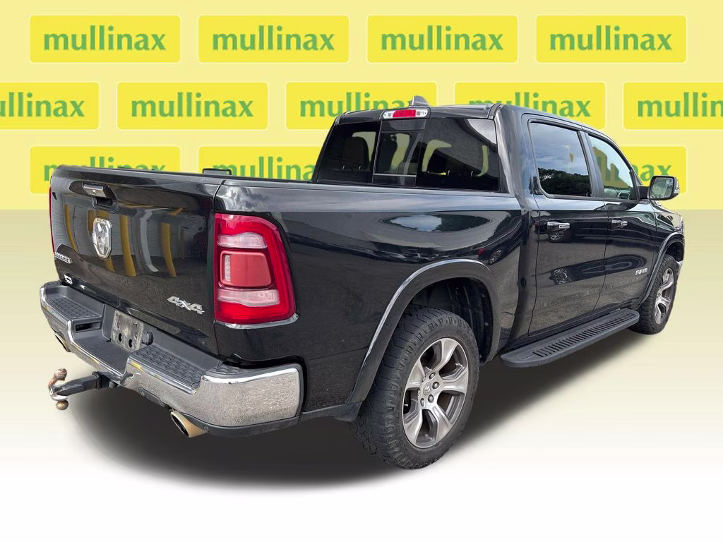 2019 Diamond Black Crystal Pearlcoat Ram 1500 Laramie 4X4 Truck