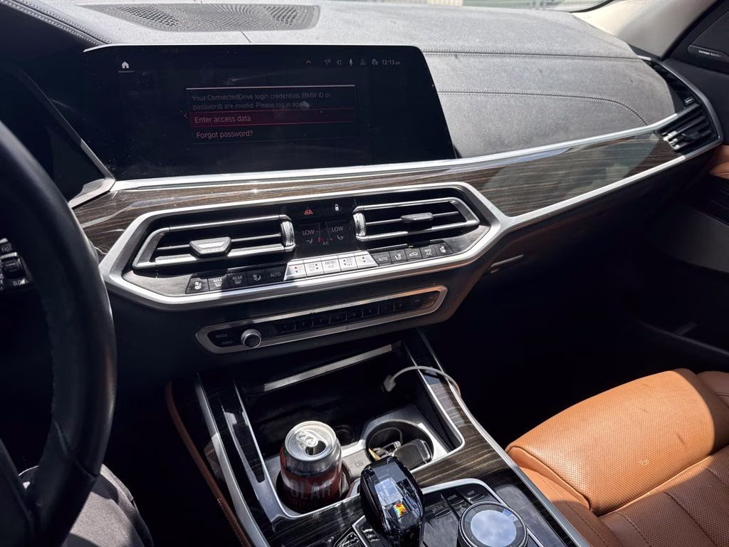 2021 White Metallic BMW X7 xDrive40i AWD SUV