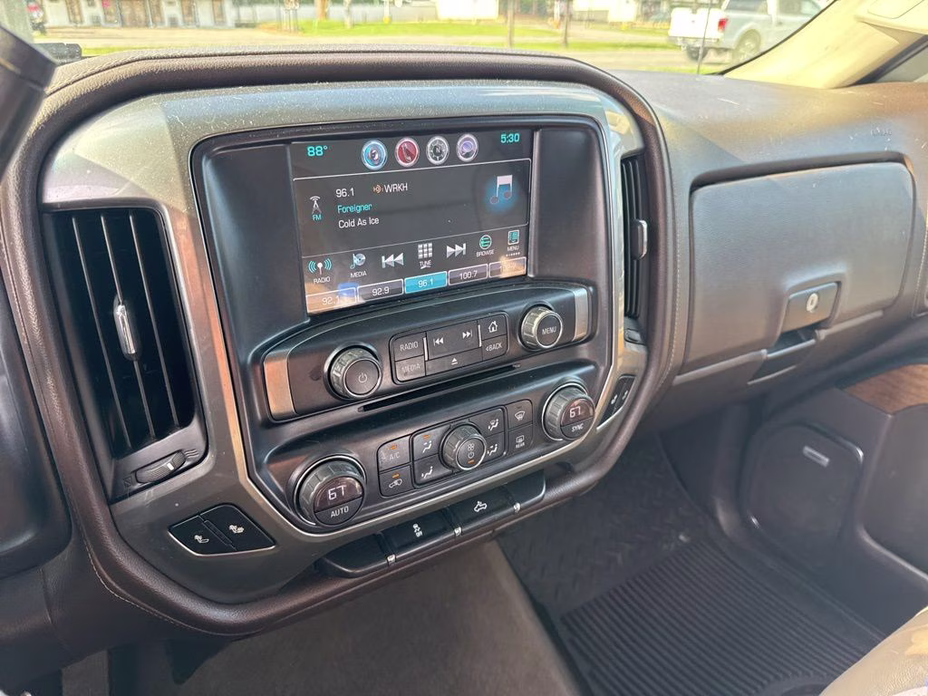 2018 Summit White Chevrolet Silverado 1500 LTZ 4X4 Truck