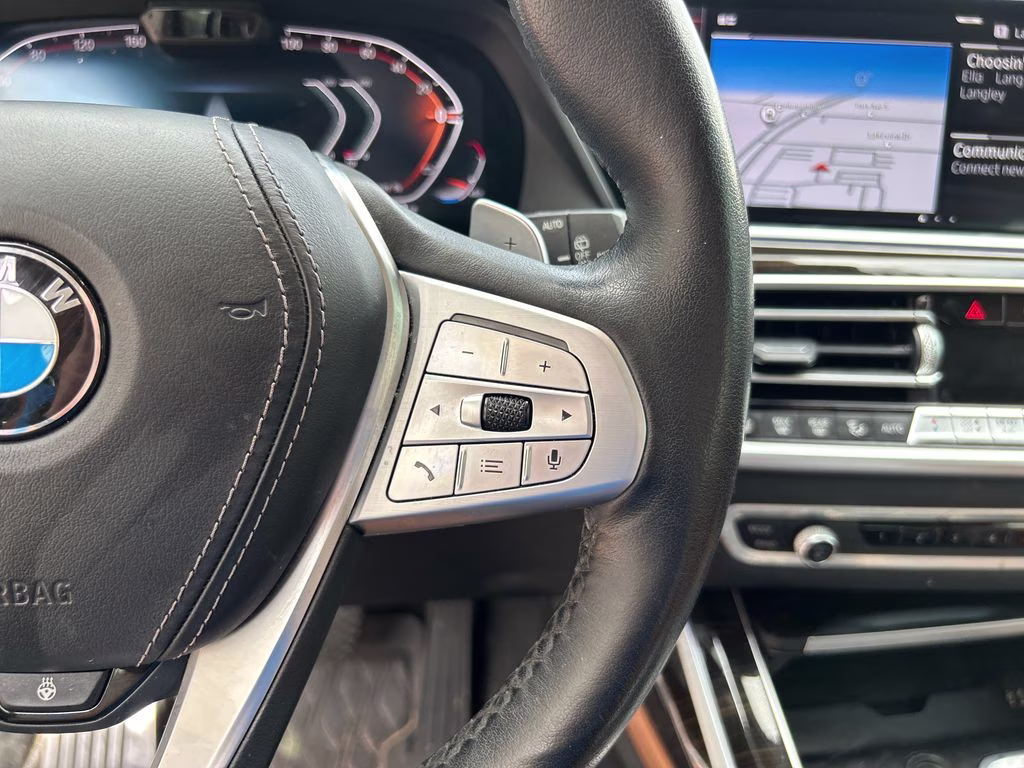 2021 Mineral White Metallic BMW X7 xDrive40i AWD SUV