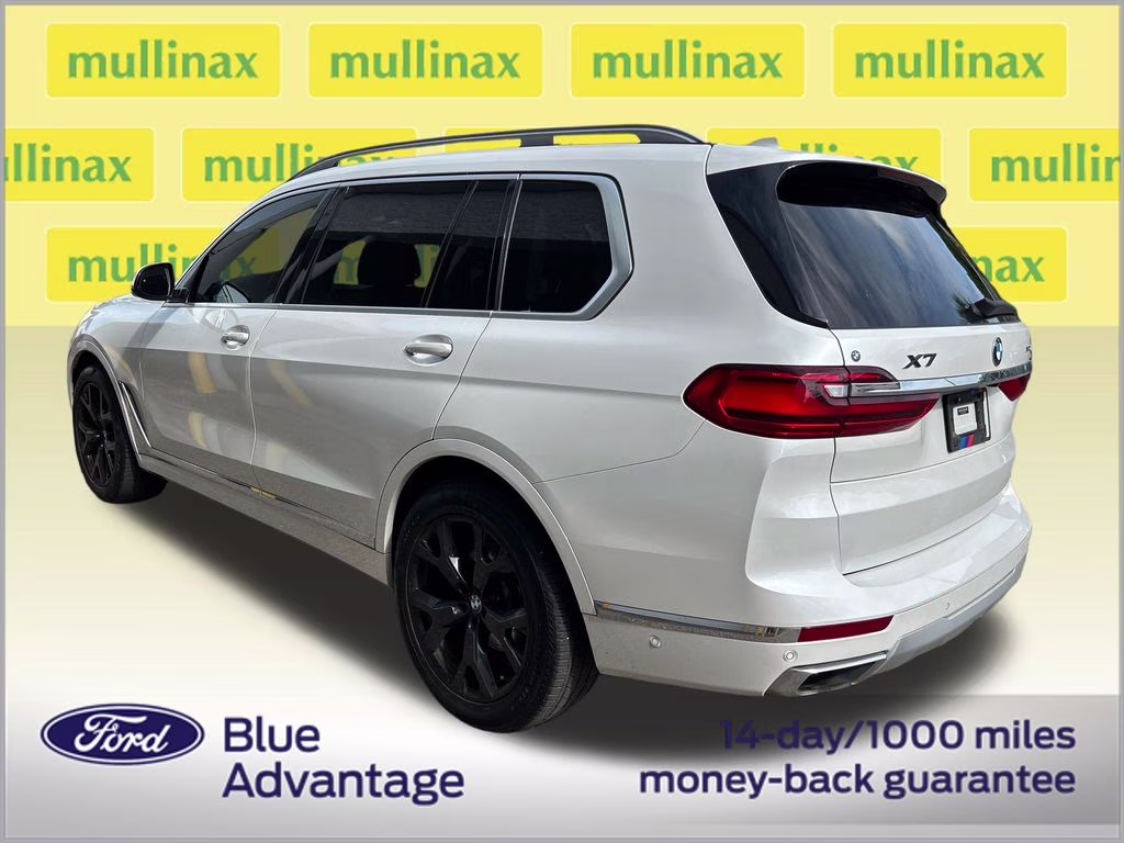 2021 Mineral White Metallic BMW X7 xDrive40i AWD SUV