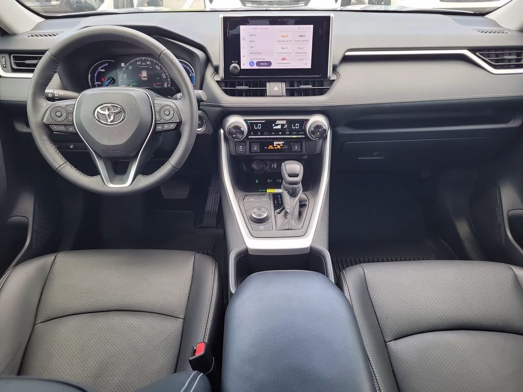 2024 Silver Sky Metallic Toyota RAV4 Hybrid XLE AWD SUV