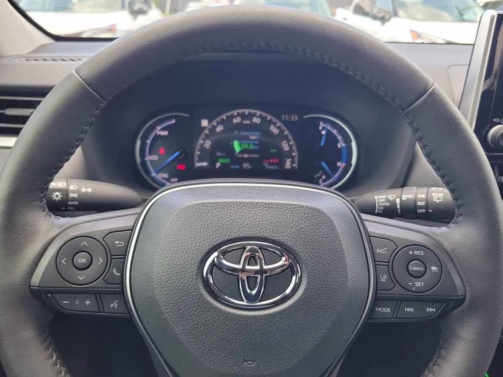 2024 Silver Sky Metallic Toyota RAV4 Hybrid XLE AWD SUV