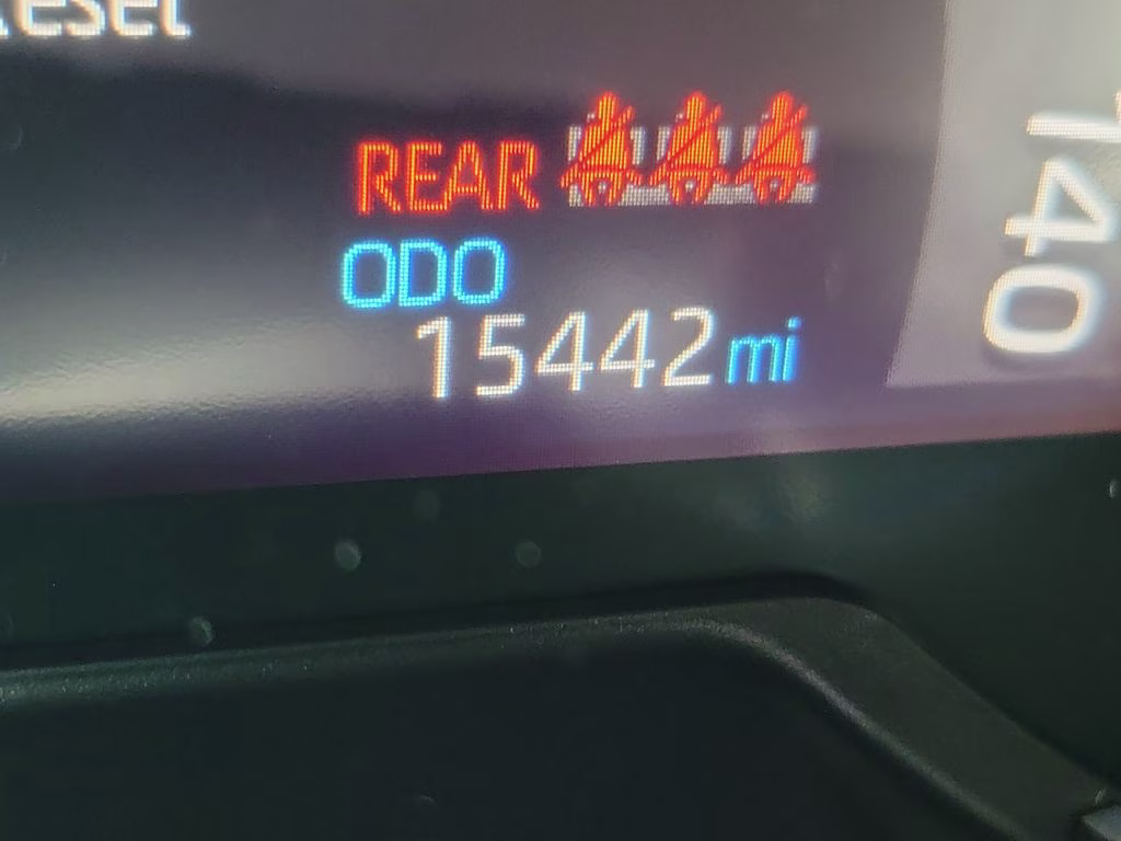 2024 Silver Sky Metallic Toyota RAV4 Hybrid XLE AWD SUV