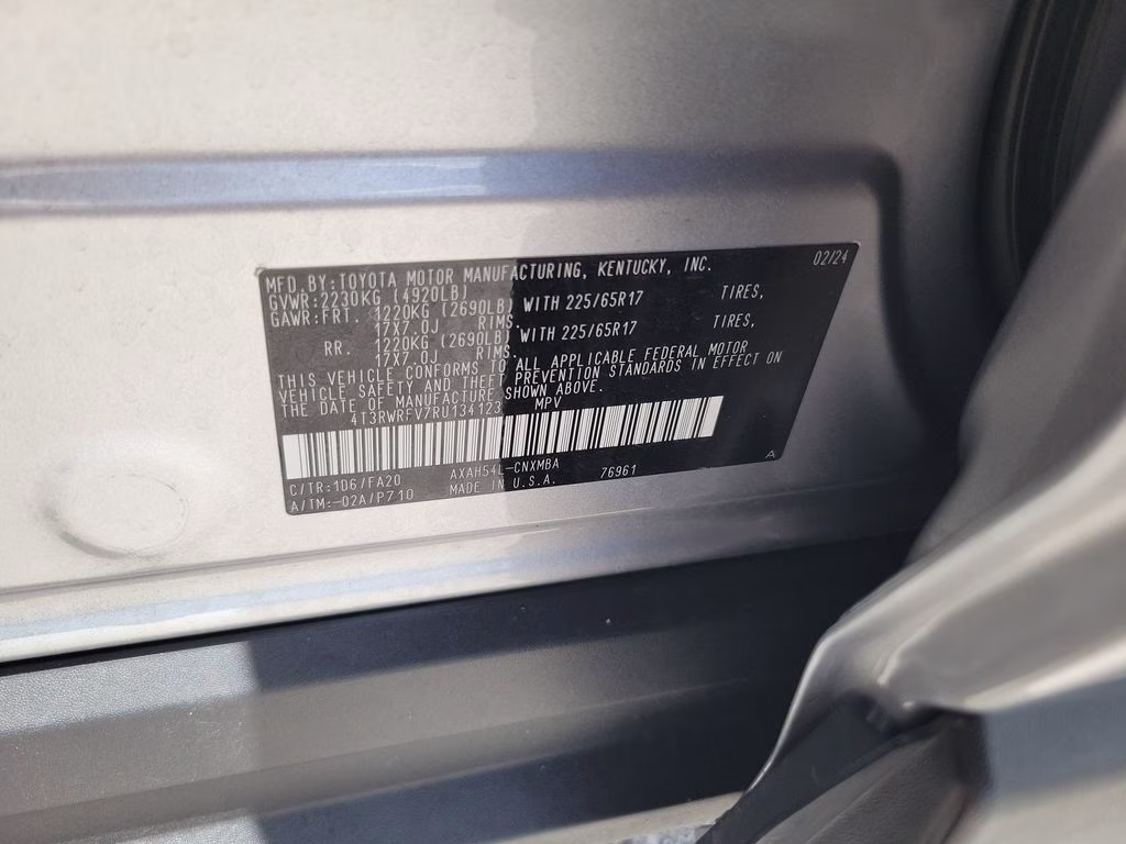 2024 Silver Sky Metallic Toyota RAV4 Hybrid XLE AWD SUV