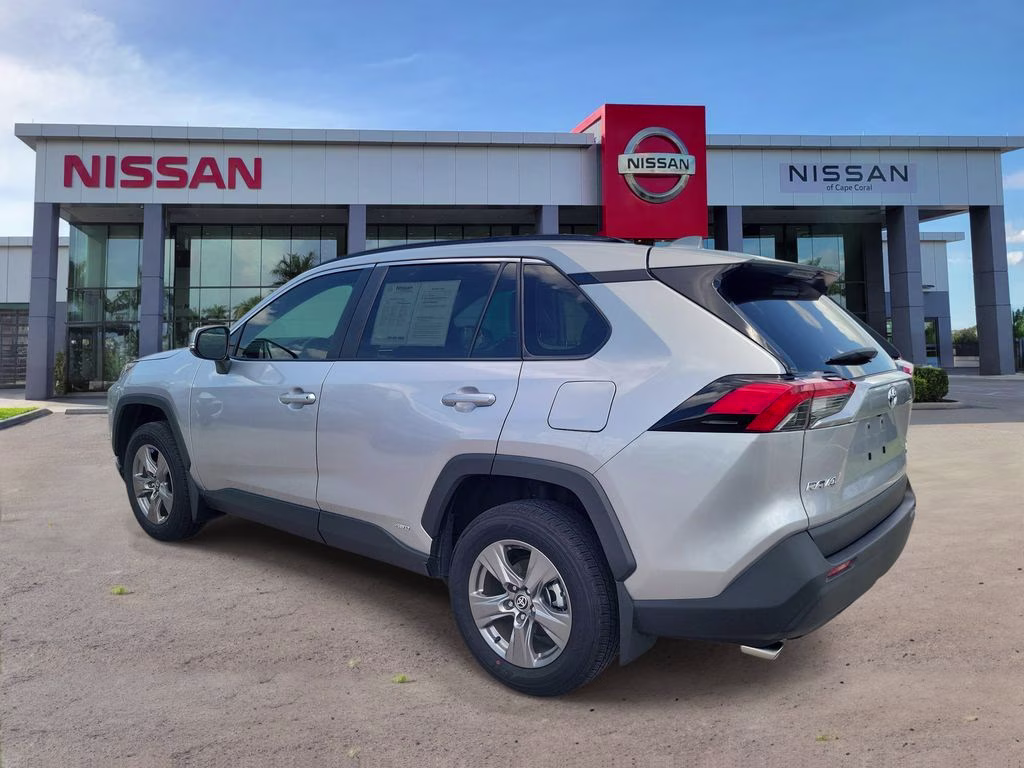 2024 Silver Sky Metallic Toyota RAV4 Hybrid XLE AWD SUV
