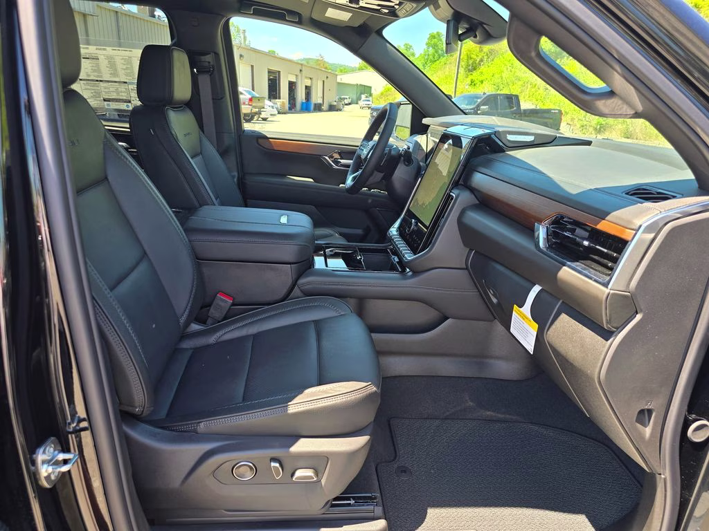 2026 Onyx Black GMC Yukon XL Denali 4X4 SUV