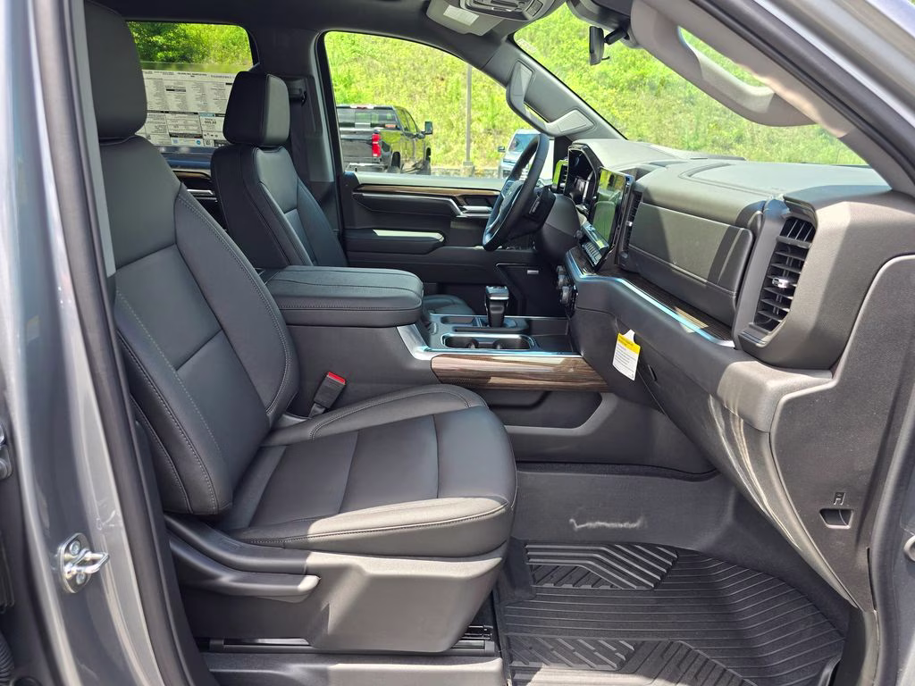 2026 Sterling Gray Metallic Chevrolet Silverado 1500 RST 4X4 Truck