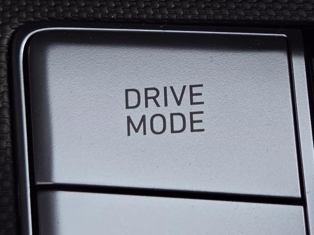 2026 Ecotronic Gray Pearl Hyundai Elantra Hybrid SEL Sport FWD Sedan