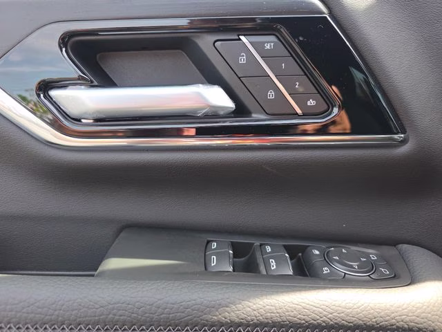 2026 Sterling Metallic GMC Yukon Denali 4X4 SUV