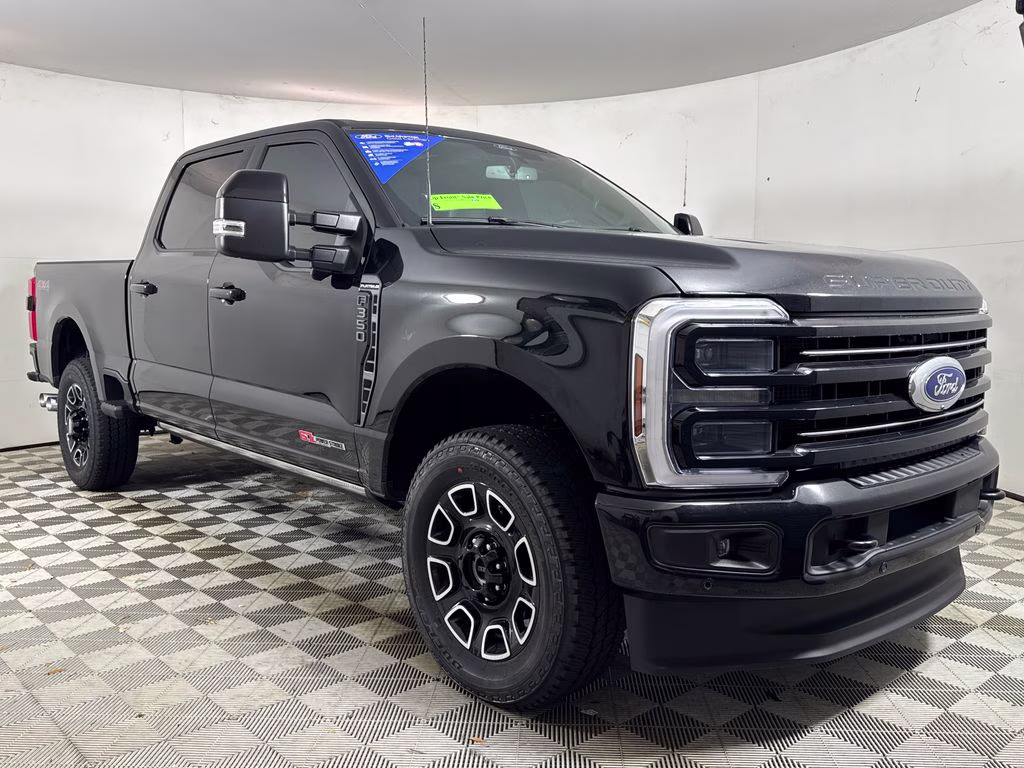 2026 Agate Black Metallic Ford Super Duty F-350 SRW Platinum 4X4 Truck