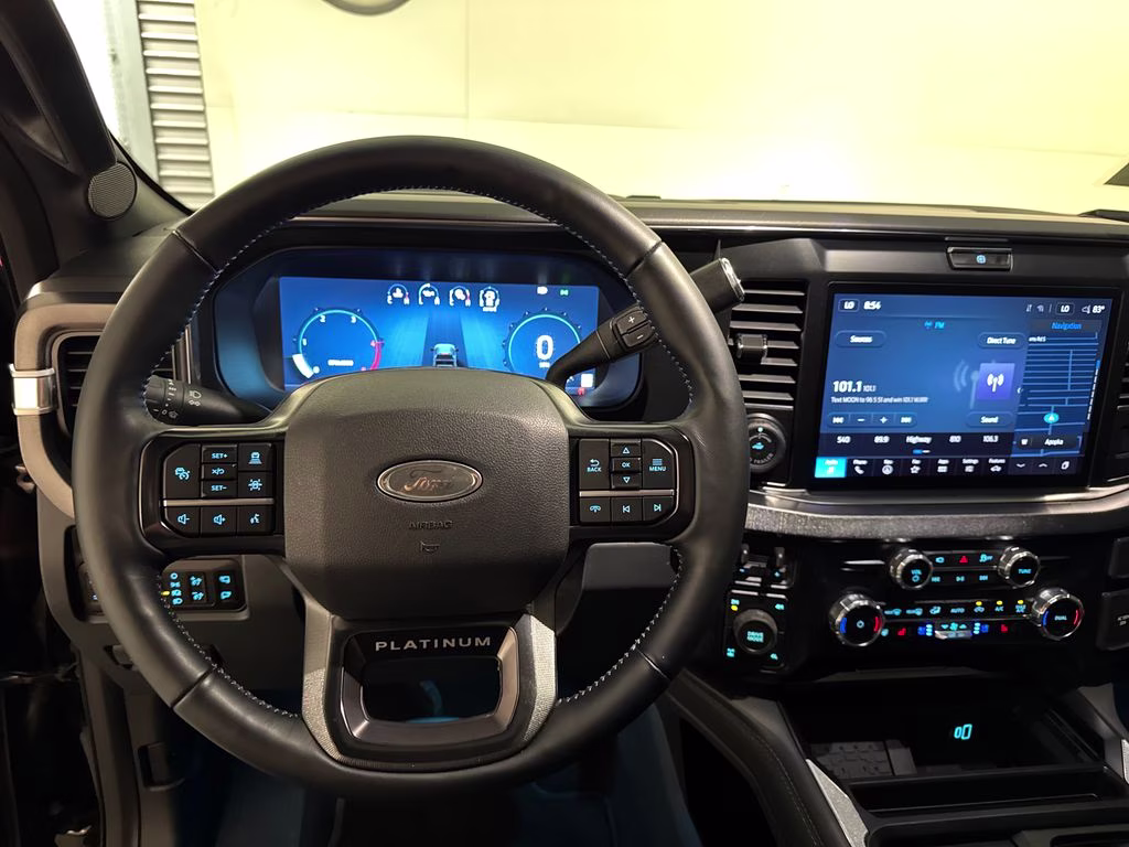 2026 Agate Black Metallic Ford Super Duty F-350 SRW Platinum 4X4 Truck