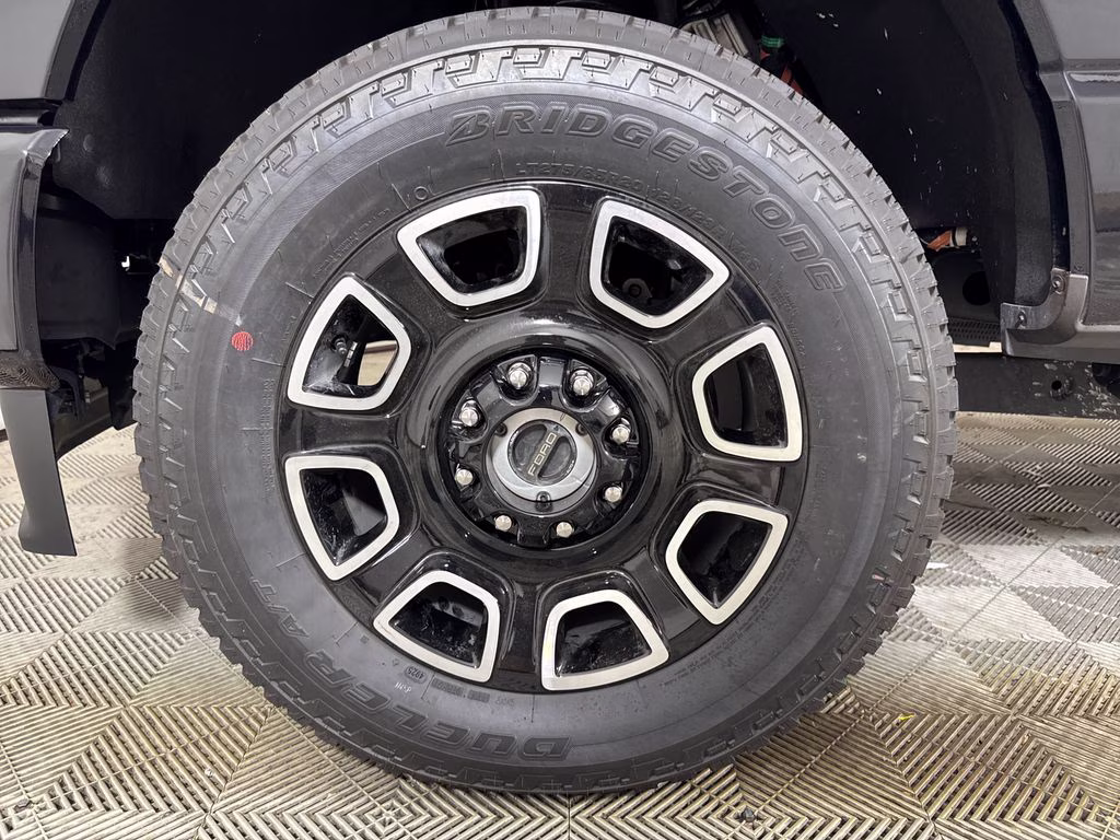 2026 Agate Black Metallic Ford Super Duty F-350 SRW Platinum 4X4 Truck