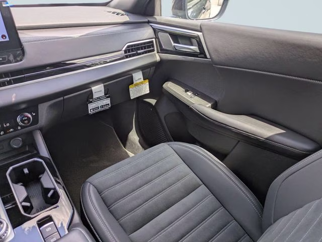 2026 Graphite Gray Mitsubishi Outlander LE FWD SUV