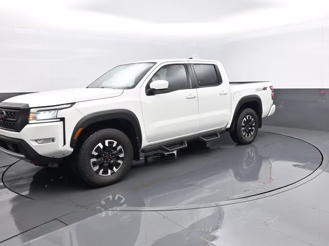 2024 Nissan Frontier PRO-4X Crew Cab 4X4's photo