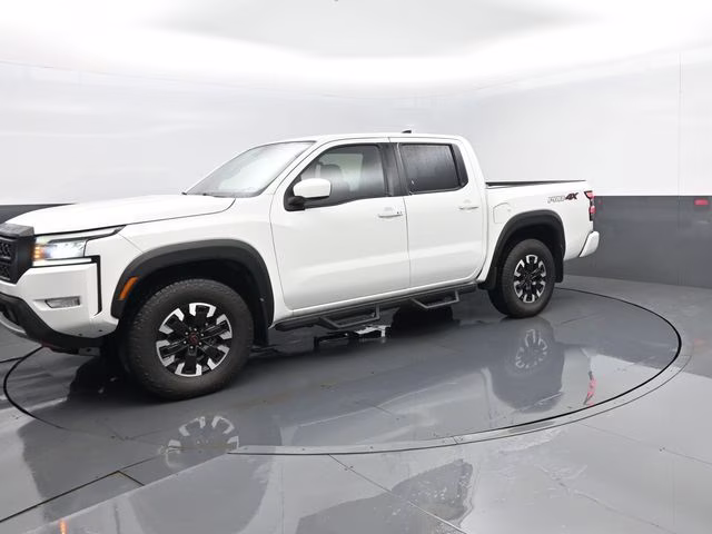 2024 Glacier White Nissan Frontier PRO-4X 4X4 Truck