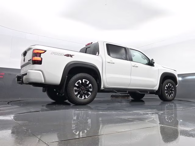 2024 Glacier White Nissan Frontier PRO-4X 4X4 Truck