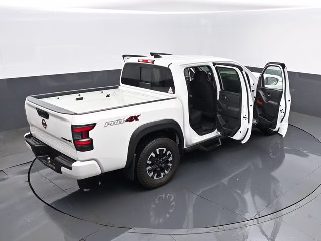 2024 Glacier White Nissan Frontier PRO-4X 4X4 Truck