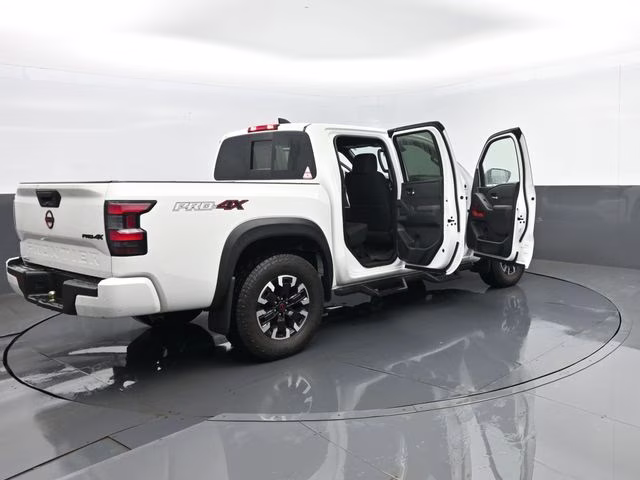 2024 Glacier White Nissan Frontier PRO-4X 4X4 Truck