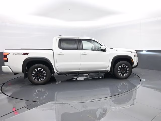 2024 Glacier White Nissan Frontier PRO-4X 4X4 Truck