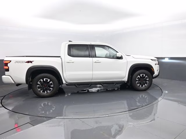 2024 Glacier White Nissan Frontier PRO-4X 4X4 Truck