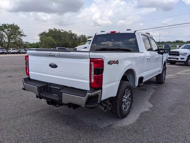 2026 Oxford White Ford Super Duty F-250 SRW Lariat 4X4 Truck