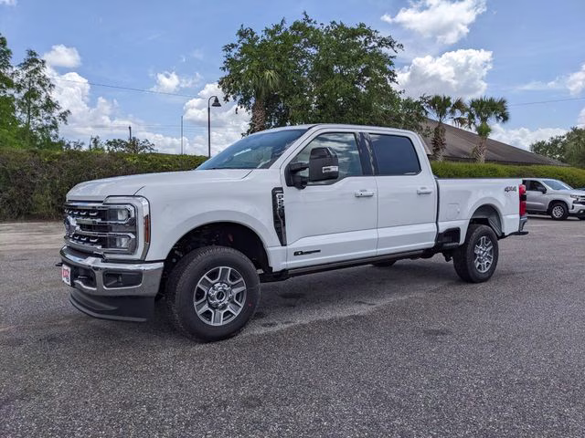 2026 Oxford White Ford Super Duty F-250 SRW Lariat 4X4 Truck
