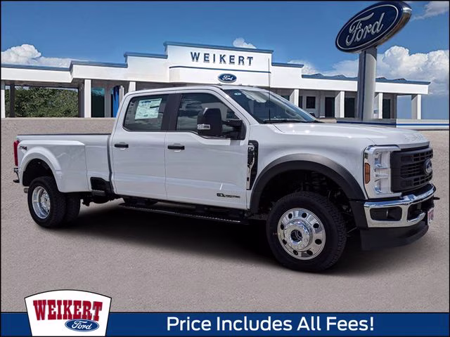 2026 Ford F-450 XL 4x4 Crew Cab 8' Box DRW's photo