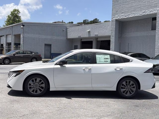 2026 Aspen White Tricoat Nissan Sentra SL FWD Sedan