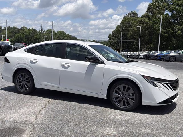 2026 Aspen White Tricoat Nissan Sentra SL FWD Sedan
