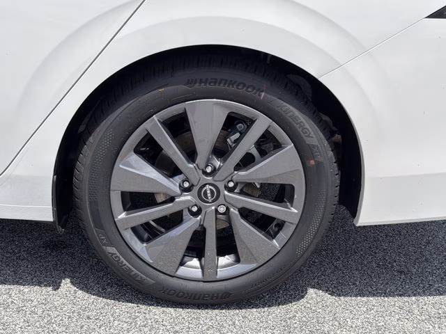 2026 Aspen White Tricoat Nissan Sentra SL FWD Sedan